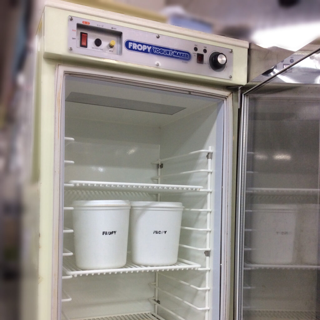 給食センター厨房にある謎の機械・・・の投稿のサムネイル
