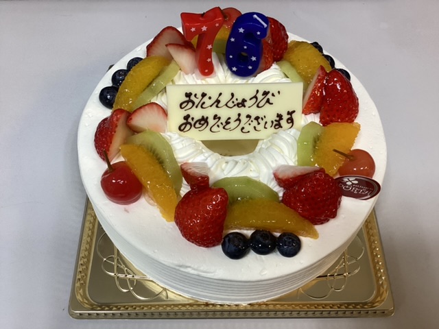 理事長の誕生日をお祝いしました🎂の投稿のサムネイル